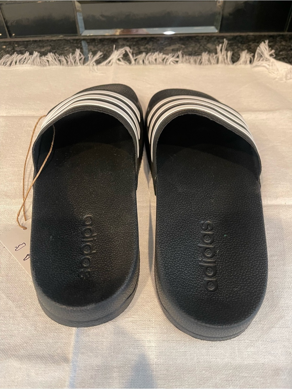 Black & White Shower Slide Sandals with Triple Stripes Addias - Picture 3 of 5